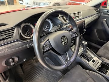 Skoda Superb – bilde 13